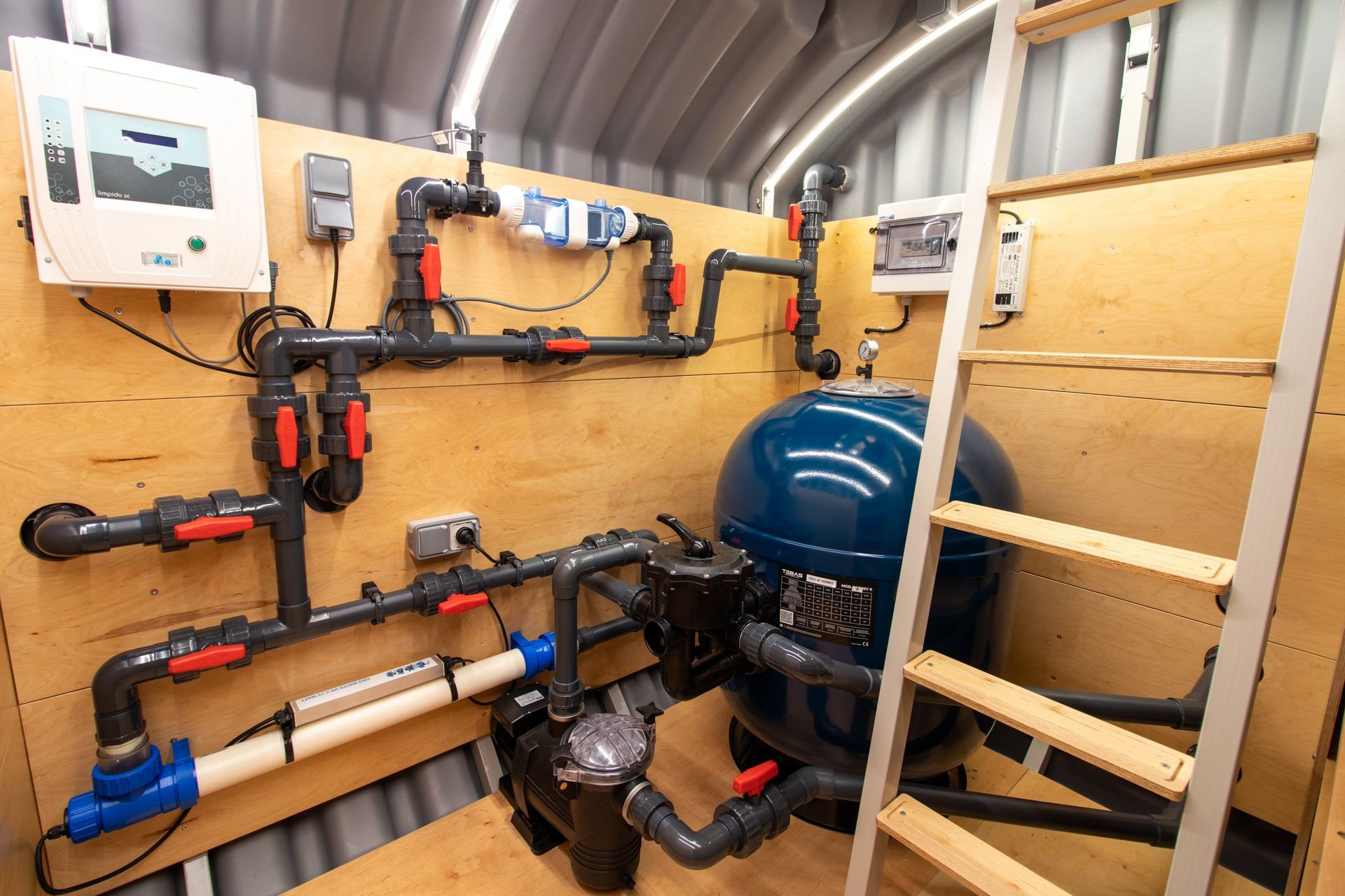 Pooltechnik-Set BASIC mit Sandfilter, Skimmer und Anschlusszubehör – ideale Grundausstattung für Einsteiger